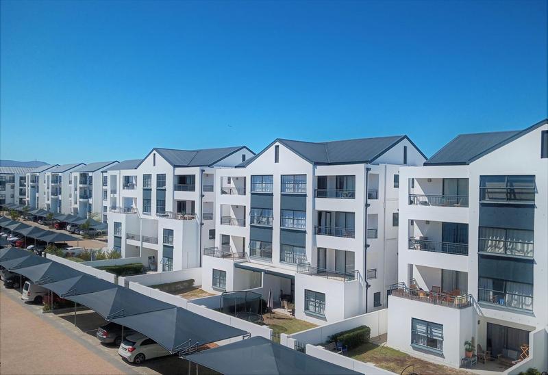 1 Bedroom Property for Sale in Sandown Western Cape